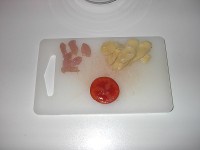 Hamsterfilet, Bratkartoffeln und Tomate