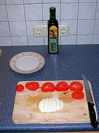 Mozzarella-Tomaten-Häppchen